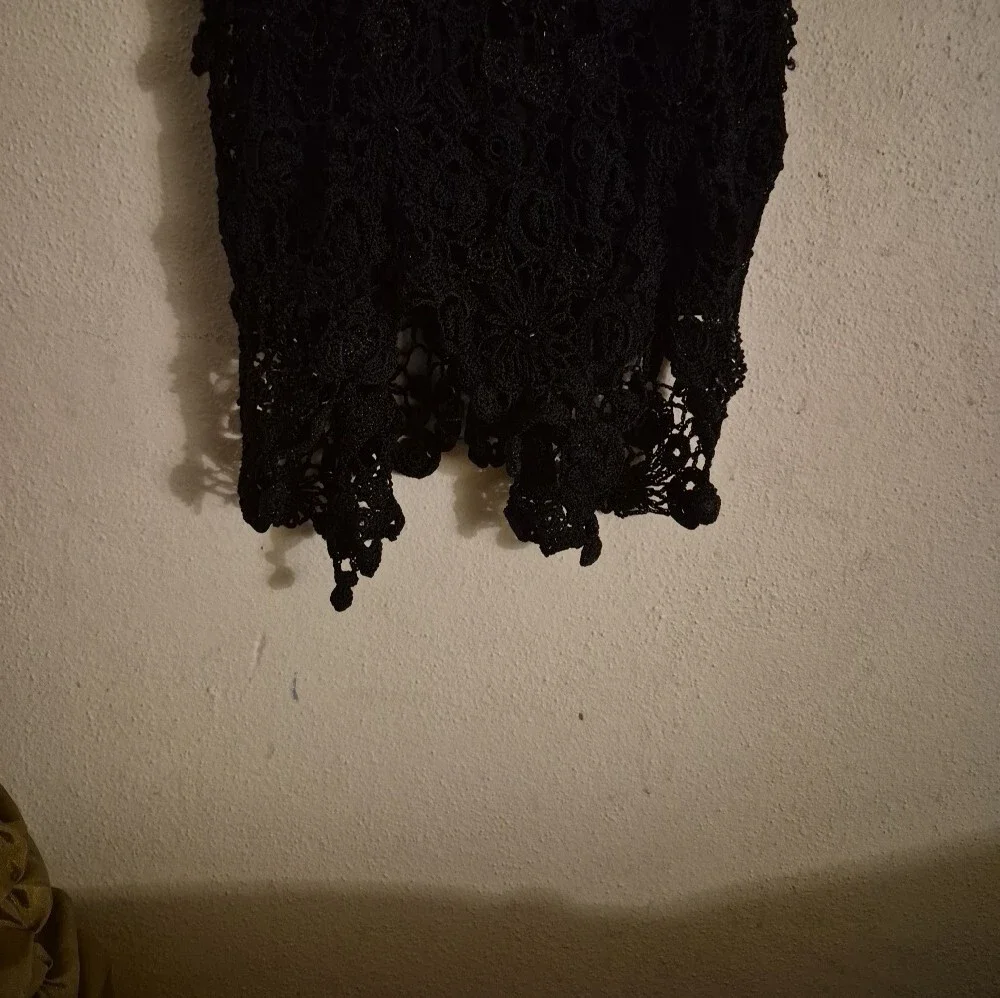 Vintage Black Crochet Lace V-Neck Asymetrical  Women’s Dress - Picture 7 of 16
